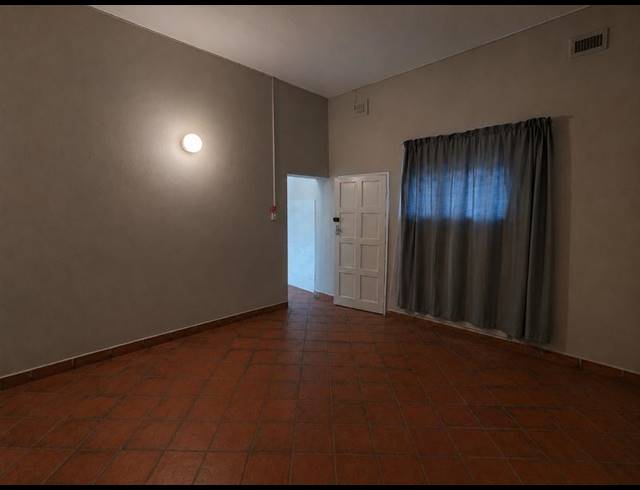 2 BEDROOM APARTMENT FOR SALE IN MARGATE BEACH